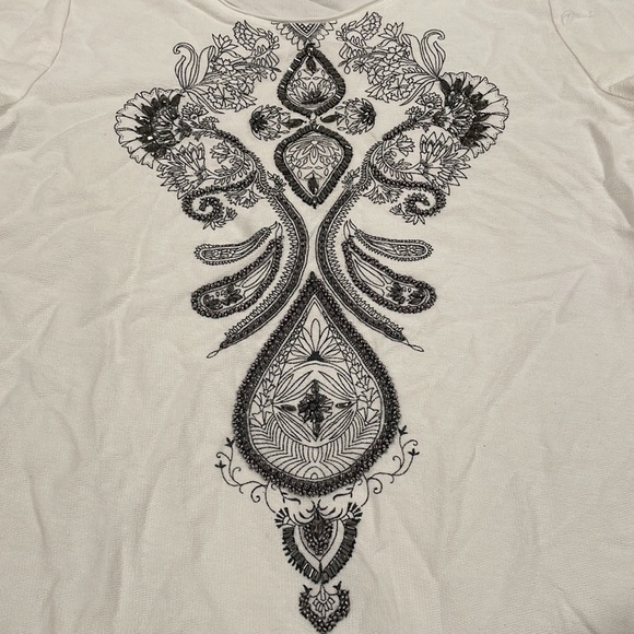 Beaded white tee shirt dress - Picture 2 of 2